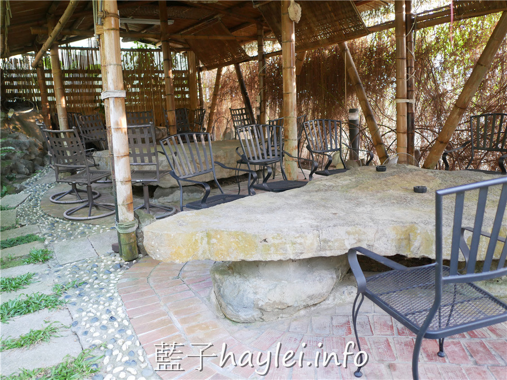 雲林古坑/石墩庭園咖啡-採用華山在地咖啡園生產的台灣咖啡豆,環境寬敞、造景美麗,近華山國小、華山遊客服務中心!今天吃什麼/雲林美食/雲林旅遊景點/雲林咖啡/古坑咖啡/景觀咖啡廳/精品咖啡/自產自銷/在地小農/藍子愛美食 健康養身 國內旅遊 攝影 民生資訊分享 飲食集錦