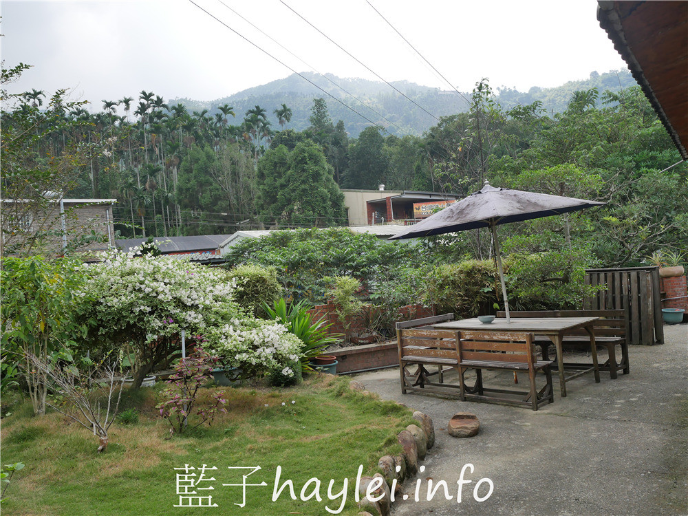 雲林古坑/老吳咖啡(雲林華山老吳莊園)-在舒適的環境喝著烘焙大師調製出的特等獎咖啡，邊吃著黑糖咖啡餅，享受美好下午茶時光！今天吃什麼/雲林美食/雲林景點/雲林咖啡/古坑咖啡/華山咖啡/台灣咖啡/MIT coffee/藍子愛美食 中式料理 健康養身 國內旅遊 攝影 民生資訊分享 飲食集錦 