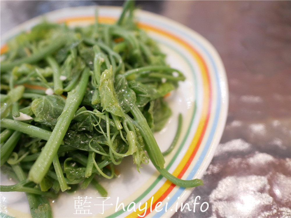 雲林古坑/阿嬤私房菜-阿嬤筍仔麵、狗尾草燉雞湯、香烤鹹豬肉、蒜味龍鬚菜跟招牌脆筍蛋都是必點手路菜，口味都非常好吃，華山必吃美食！今天吃什麼/台灣美食/雲林美食/雲林華山/華山美食/古早味美食/傳統美食/創意料理/台菜餐廳/合菜餐廳/藍子愛美食 中式料理 國內旅遊 攝影 民生資訊分享 飲食集錦 