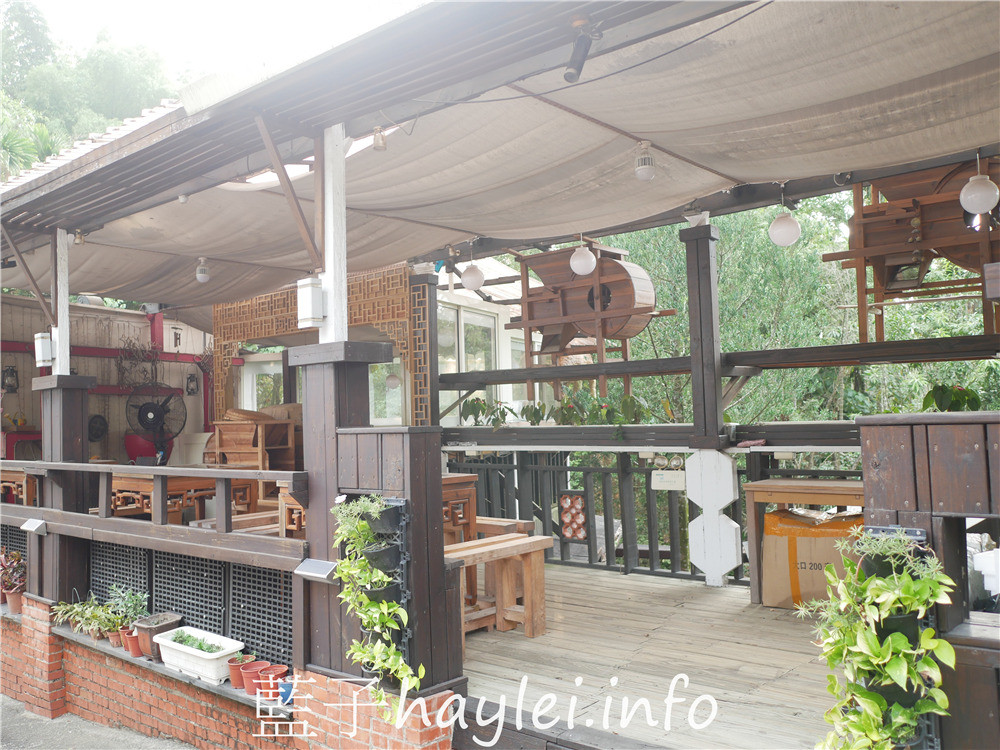 雲林古坑/十方客棧咖啡民宿手工皂-庭園造景風雅美麗,現做美味咖啡香醇濃郁,咖啡杯具精緻漂亮,現場洗臉送手工皂體驗組,用過都說讚的珍珠白玉手工皂超級好用,來訪別忘記帶一塊回家試試~今天吃什麼/雲林美食/雲林景點/雲林咖啡/古坑咖啡/雲林手工皂/手工皂體驗/華山必訪景點/藍子愛美食 保養品分享 健康養身 國內外住宿相關 國內旅遊 攝影 民生資訊分享 飲食集錦