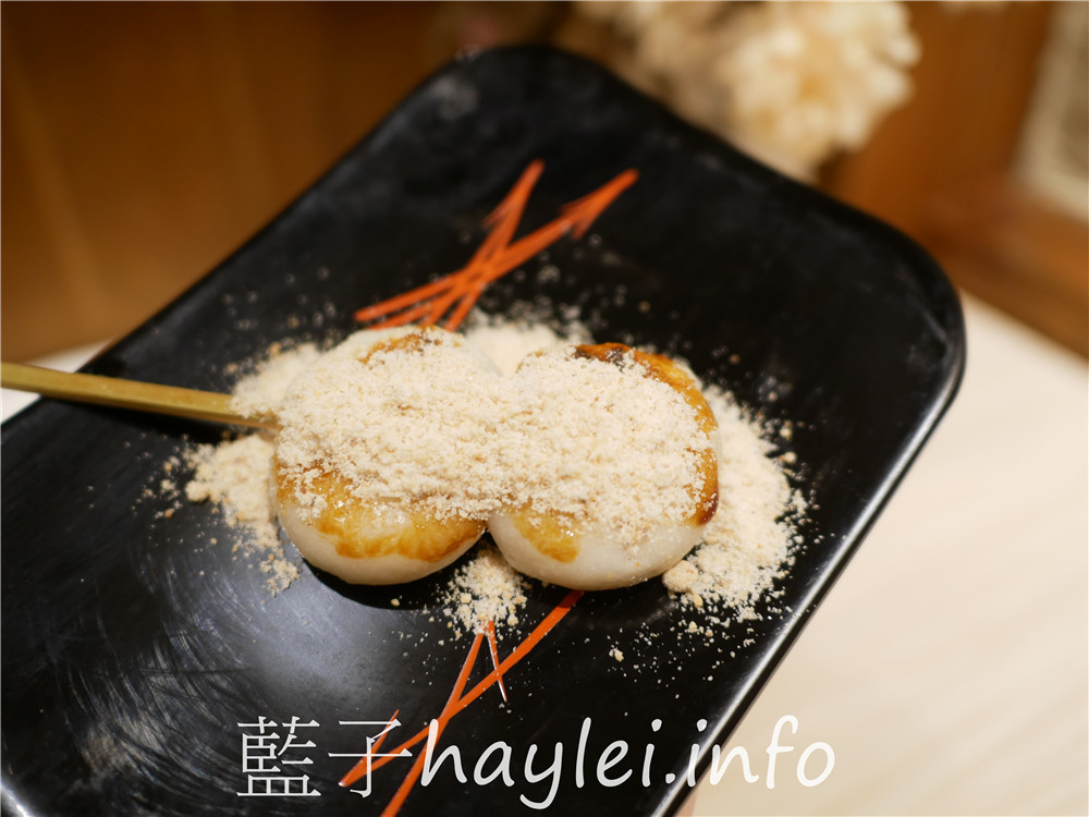 台南中西區/初幸居食屋-1280的和牛壽喜燒雙人套餐超級誘人,煎好的和牛沾上嫩滑的蛋液入口真是味蕾極致享受~今天吃什麼/台南美食/台南日式料理/台南和牛餐廳推薦/台南鍋物料理/日本料理店/壽喜燒美食/Sukiyaki/鋤燒/japanesefood/藍子愛美食 健康養身 國內旅遊 攝影 日式料理 民生資訊分享 飲食集錦