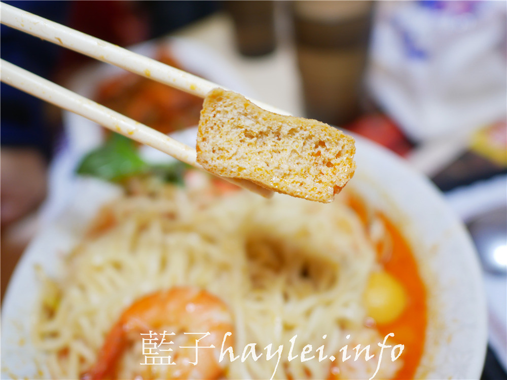 台南中西區/嘉洲食坊-滿溢星馬風情的台南在地好味道,選用星馬當地香料食材,有去新加坡的朋友都會回來說老闆的味道更濃郁美味呢!今天吃什麼/台南美食/台南異國料理/新加坡美食/海南雞飯/叻沙麵/肉骨茶/辣椒蝦/貓山王榴槤冰淇淋/藍子愛美食 中式料理 國內旅遊 攝影 民生資訊分享 飲食集錦