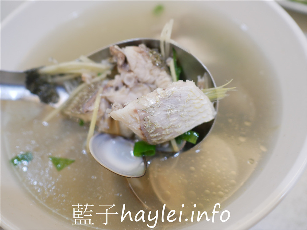 台南東區/菊島海鱻屋-澎湖新鮮海味空運直送來台,道地鮮活好滋味,吸引眾多食客紛紛來訪~今天吃什麼/台南美食/台南海產店/海鮮熱炒餐廳/合菜餐廳/澎湖生鮮美食/澎湖花菜干/鮮魚湯/清蒸臭豆腐/澎湖透抽米粉湯/冰卷/藍子愛美食 未分類
