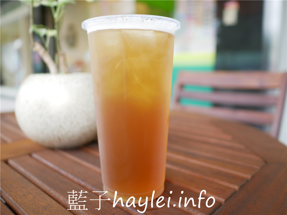 台南南區/享鮮茶永成店-平價茶飲好選擇，提供各台南南區/享鮮茶永成店-平價茶飲好選擇，提供各式各樣的現泡新鮮茶飲、奶蓋飲跟鮮活果飲，還有水餃、蛋花湯等簡便食品，選擇多元豐富！今天吃什麼/台南美食/台南手搖飲/台南下午茶/台南飲品/手搖飲推薦/鮮草莓牛奶/松崗烏龍/墾丁冰茶/藍子愛美食式各樣的現泡新鮮茶飲、奶蓋飲跟鮮活果飲，還有水餃、蛋花湯等簡便食品，選擇多元豐富！今天吃什麼/台南美食/藍子愛美食 中式料理 健康養身 國內旅遊 攝影 民生資訊分享 飲食集錦 