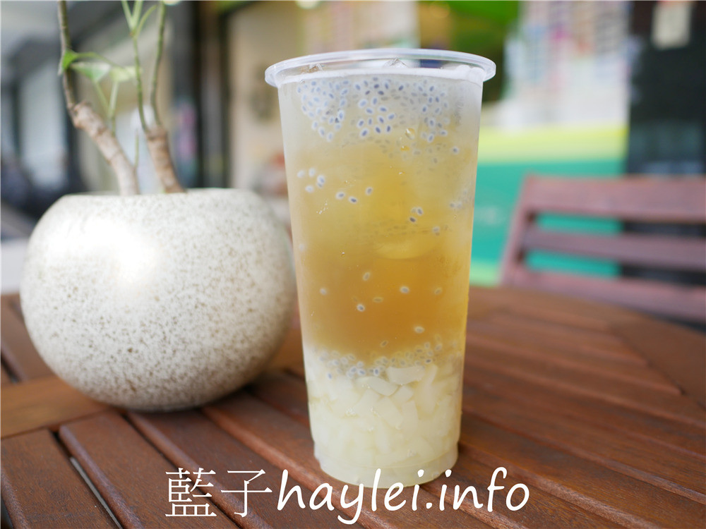 台南南區/享鮮茶永成店-平價茶飲好選擇，提供各台南南區/享鮮茶永成店-平價茶飲好選擇，提供各式各樣的現泡新鮮茶飲、奶蓋飲跟鮮活果飲，還有水餃、蛋花湯等簡便食品，選擇多元豐富！今天吃什麼/台南美食/台南手搖飲/台南下午茶/台南飲品/手搖飲推薦/鮮草莓牛奶/松崗烏龍/墾丁冰茶/藍子愛美食式各樣的現泡新鮮茶飲、奶蓋飲跟鮮活果飲，還有水餃、蛋花湯等簡便食品，選擇多元豐富！今天吃什麼/台南美食/藍子愛美食 中式料理 健康養身 國內旅遊 攝影 民生資訊分享 飲食集錦 