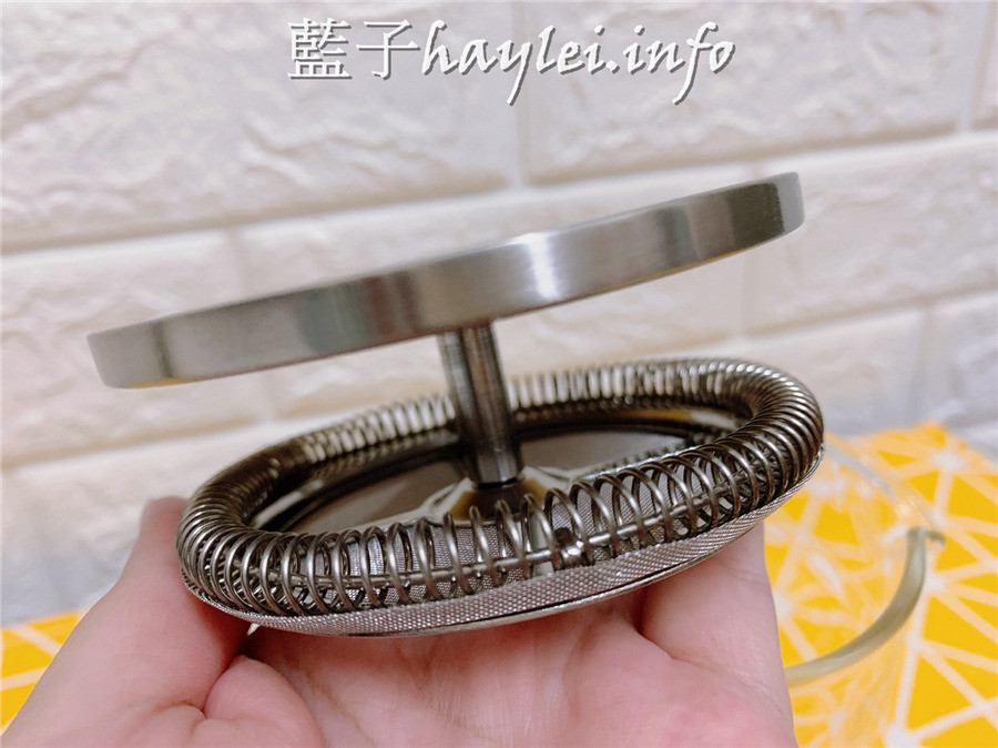 宜龍EILONG茶具/茗品大師茶壺-可直火耐熱玻璃壺,大容量好舒展,在家快速泡茶享受美好生活好幫手~濾蓋細緻,完美濾淨茶葉,茶湯清澈好入口!居家品茗/健康生活/茶品大師茶壺650ml/雙層玻璃杯/高硼矽玻璃/抗酸耐腐蝕/304不鏽鋼/150度溫差不破裂/雙層上蓋隔熱防燙/藍子樂生活 健康養身 攝影 民生資訊分享 自己動手做! 飲食集錦