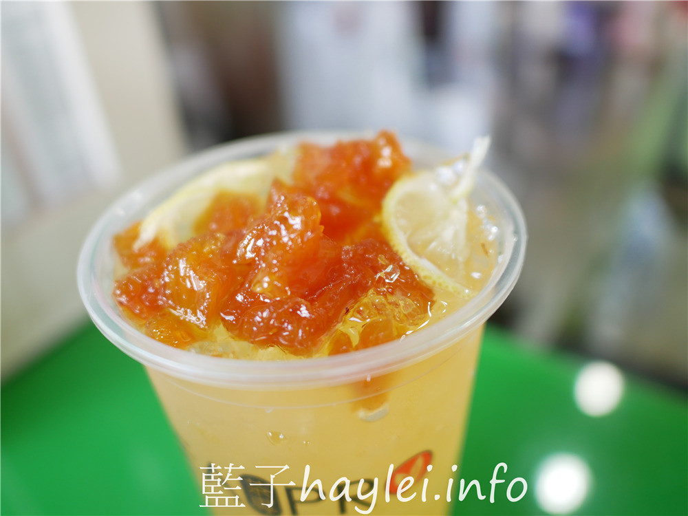 嘉義布袋/茶專茶飲布袋中正店-在布袋港觀光漁市飄香十餘年,在地人最愛熱門手搖飲專賣店,每天以台糖二砂新鮮熬製鳳梨茶、洛神花茶跟各式純茶飲品,現點現做,美味又好喝!今天吃什麼/嘉義美食/嘉義旅遊/嘉義小吃/嘉義下午茶/嘉義手搖飲/布袋手搖飲/布袋港美食推薦/Tea Pro/藍子愛美食 中式料理 健康養身 國內旅遊 攝影 民生資訊分享 飲食集錦