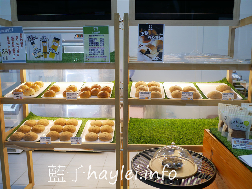 嘉義布袋/木草麵包-自有咖啡農場跟烘焙坊,提供美味咖啡、茶飲、墨西哥麵包、流心Q胖麻糬等美食,寬敞舒適的用餐區,是布袋港漁市周遭少有的悠閒用餐空間~今天吃什麼/嘉義美食/嘉義景點/嘉義下午茶/布袋美食小吃/嘉義咖啡/mucaobread/咖啡麵包/寮國波羅芬高原咖啡豆/藍子愛美食 國內旅遊 攝影 民生資訊分享 飲食集錦