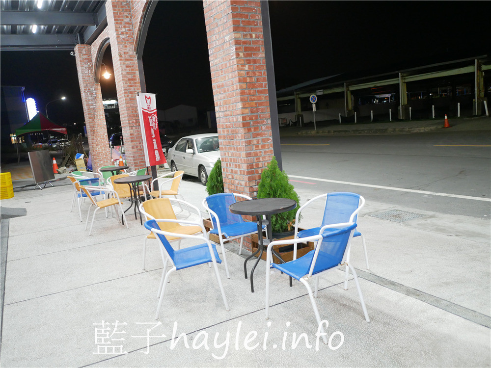 嘉義布袋/木草麵包-自有咖啡農場跟烘焙坊,提供美味咖啡、茶飲、墨西哥麵包、流心Q胖麻糬等美食,寬敞舒適的用餐區,是布袋港漁市周遭少有的悠閒用餐空間~今天吃什麼/嘉義美食/嘉義景點/嘉義下午茶/布袋美食小吃/嘉義咖啡/mucaobread/咖啡麵包/寮國波羅芬高原咖啡豆/藍子愛美食 國內旅遊 攝影 民生資訊分享 飲食集錦