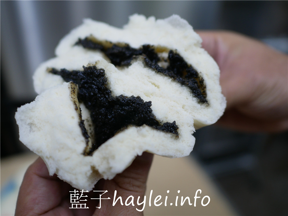 台中潭子/一雲包子饅頭專賣店-採用老麵製作麵糰，不論包子或饅頭的麵體吃起來都特別鬆軟彈香，特別可口！今天吃什麼/台中美食/台中小吃/潭子美食/潭子小吃/勝利路早點/台中麵食/台中包子饅頭/傳統美食/藍子愛美食 中式料理 健康養身 國內旅遊 攝影 民生資訊分享 飲食集錦 