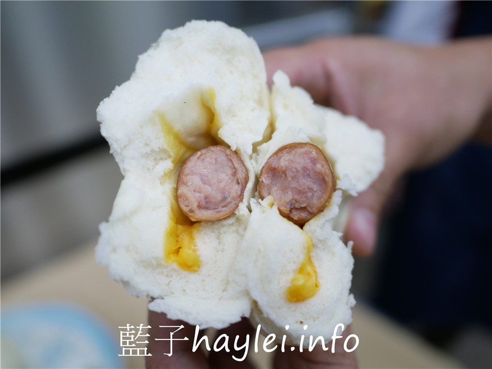 台中潭子/一雲包子饅頭專賣店-採用老麵製作麵糰，不論包子或饅頭的麵體吃起來都特別鬆軟彈香，特別可口！今天吃什麼/台中美食/台中小吃/潭子美食/潭子小吃/勝利路早點/台中麵食/台中包子饅頭/傳統美食/藍子愛美食 中式料理 健康養身 國內旅遊 攝影 民生資訊分享 飲食集錦 