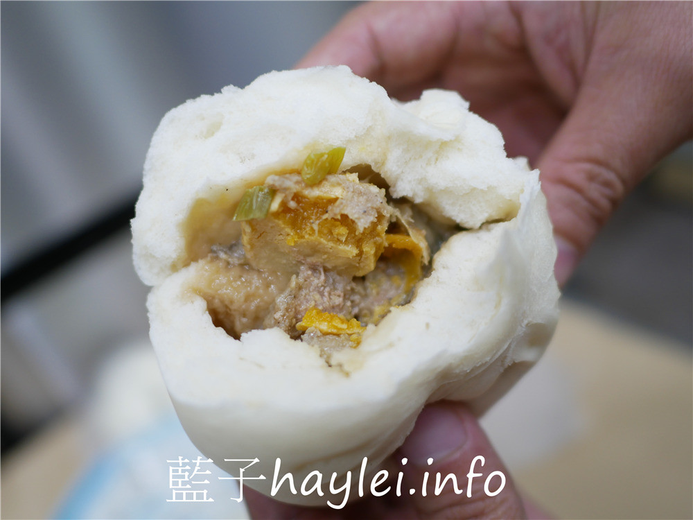 台中潭子/一雲包子饅頭專賣店-採用老麵製作麵糰，不論包子或饅頭的麵體吃起來都特別鬆軟彈香，特別可口！今天吃什麼/台中美食/台中小吃/潭子美食/潭子小吃/勝利路早點/台中麵食/台中包子饅頭/傳統美食/藍子愛美食 中式料理 健康養身 國內旅遊 攝影 民生資訊分享 飲食集錦 