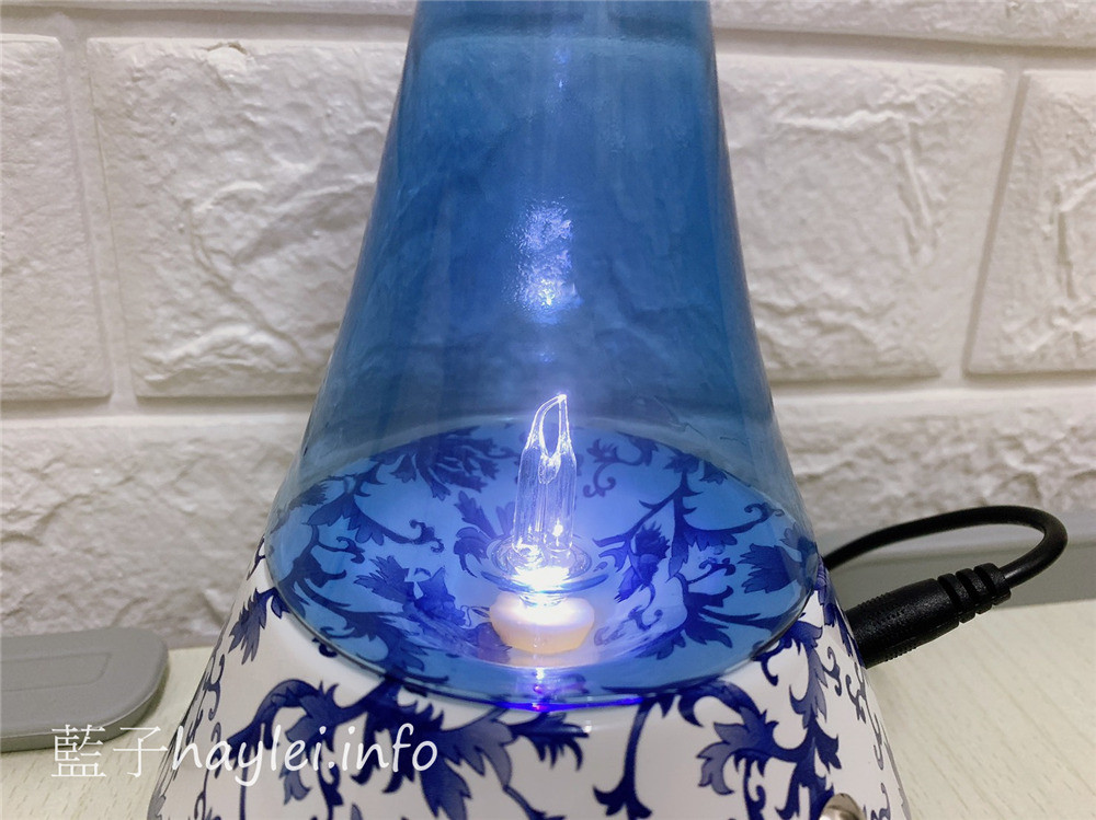 室內香氛/美國精油擴香儀領導品牌/有機香氛Organic Aromas/有機香氛擴香儀-富裕(青花瓷)，無與倫比的絕美青花瓷設計，增添生活情趣，帶動每天好心情～多樣化絕美造型擴香儀，增添居家香氛，送禮自用兩相宜！居家生活/3C好物/精油擴香/生活家電/芳香療癒/健康樂活/藍子樂生活 3C相關 保養品分享 健康養身 攝影 民生資訊分享 