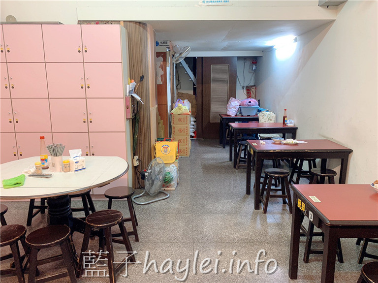 台中沙鹿/中二高控肉飯-平價實惠的媽媽味家常菜,撫慰外出遊子的味蕾~推薦控肉飯、腿庫飯、雞腿飯!今天吃什麼/台中美食/台中旅遊/台中小吃/台中便當/台中簡餐/中式速食店/沙鹿美食/沙鹿小吃店/沙鹿便當店/蘋果日報推薦美食/外食便當推薦/吃貨日記/近中二高/藍子愛美食 中式料理 國內旅遊 攝影 民生資訊分享 飲食集錦