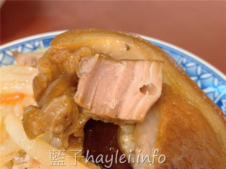 台中沙鹿/中二高控肉飯-平價實惠的媽媽味家常菜,撫慰外出遊子的味蕾~推薦控肉飯、腿庫飯、雞腿飯!今天吃什麼/台中美食/台中旅遊/台中小吃/台中便當/台中簡餐/中式速食店/沙鹿美食/沙鹿小吃店/沙鹿便當店/蘋果日報推薦美食/外食便當推薦/吃貨日記/近中二高/藍子愛美食 中式料理 國內旅遊 攝影 民生資訊分享 飲食集錦