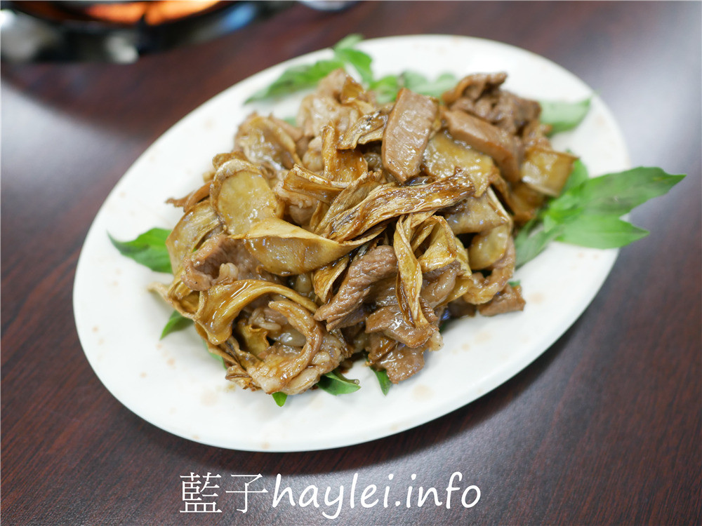 嘉義朴子/羊順羊肉爐-朴子地區吃羊肉的首選,有自己的飼養場(羊順畜牧場),當日溫體羊肉軟嫩美味,腥味甚少,強烈推薦必訪的羊肉爐美食!今天吃什麼/嘉義美食/朴子美食/嘉義羊肉爐/朴子羊肉爐/羊肉爐推薦/羊肉美食/養生補湯/冬令進補/嘉義羊肉餐廳推薦/嘉義人帶路/藍子愛美食 中式料理 國內旅遊 攝影 民生資訊分享 飲食集錦