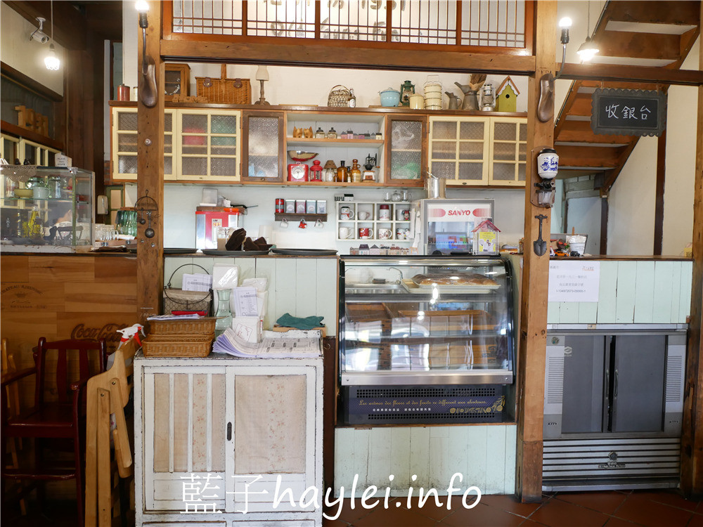 嘉義西區/老洋房1931-和洋式建築的嘉義老宅餐廳,悠閒享受火鍋、義大利麵、簡餐等美食~泰式椒麻雞腿、南瓜牛奶鍋、蛤蜊培根義大利麵等都很不錯!今天吃什麼/嘉義美食/嘉義旅遊/嘉義小吃/嘉義簡餐/嘉義火鍋/嘉義西餐/嘉義餐廳推薦/老屋餐廳/懷舊復古風/西式鄉村風/藍子愛美食 中式料理 健康養身 國內旅遊 攝影 民生資訊分享 飲食集錦