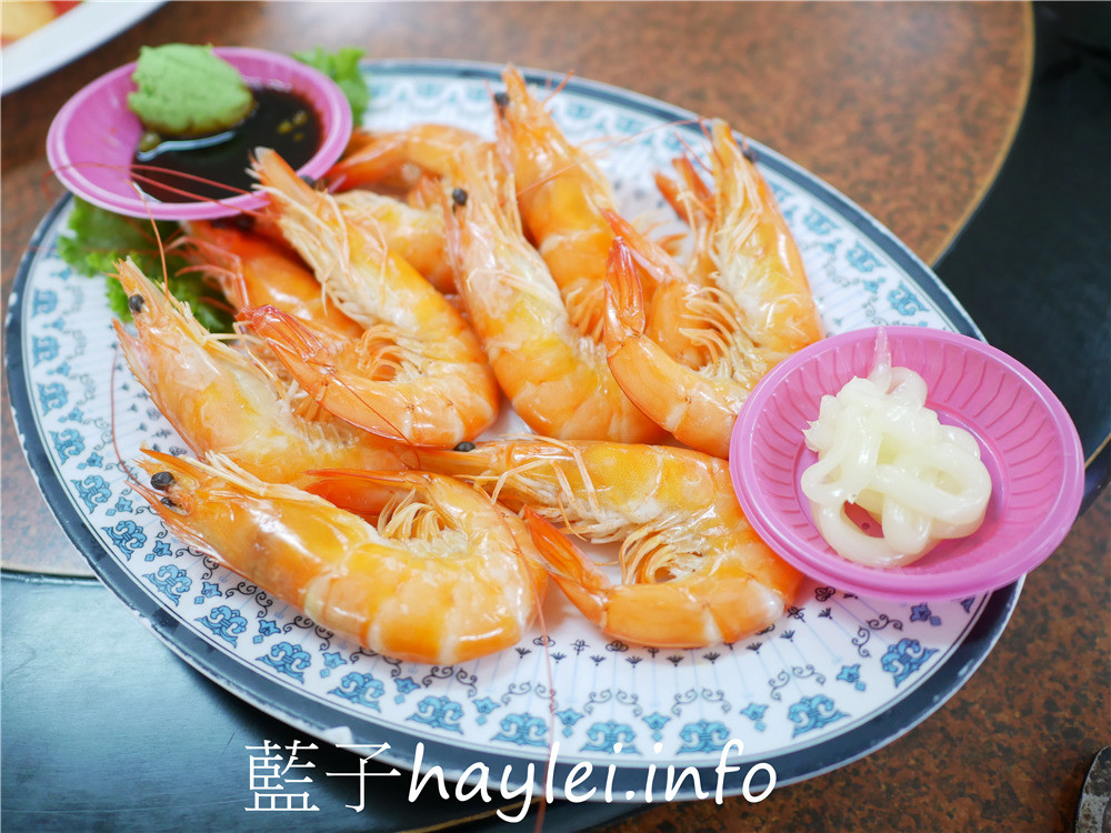 嘉義東石/一六八海產店(一六八餐廳)-新鮮實在的漁港在地美食，紅麴鰻、蚵捲跟白蝦都是招牌必點，價位都是時價，用餐前記得問清楚！今天吃什麼/嘉義美食/嘉義小吃/東石美食/嘉義海產餐廳推薦/嘉義東石海產店分享/海鮮熱炒/生猛海鮮/現點現做的漁港海鮮/嘉義在地特色美食/藍子愛美食 中式料理 國內旅遊 攝影 日式料理 民生資訊分享 飲食集錦 