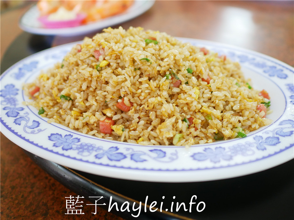 嘉義東石/一六八海產店(一六八餐廳)-新鮮實在的漁港在地美食，紅麴鰻、蚵捲跟白蝦都是招牌必點，價位都是時價，用餐前記得問清楚！今天吃什麼/嘉義美食/嘉義小吃/東石美食/嘉義海產餐廳推薦/嘉義東石海產店分享/海鮮熱炒/生猛海鮮/現點現做的漁港海鮮/嘉義在地特色美食/藍子愛美食 中式料理 國內旅遊 攝影 日式料理 民生資訊分享 飲食集錦 