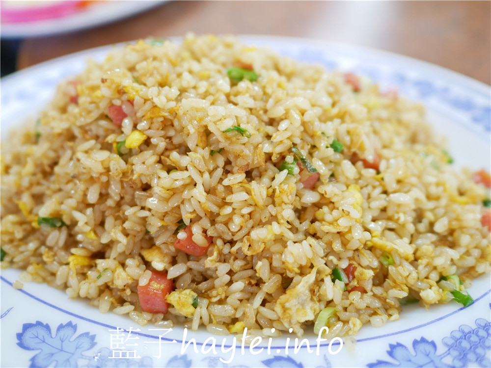 嘉義東石/一六八海產店(一六八餐廳)-新鮮實在的漁港在地美食，紅麴鰻、蚵捲跟白蝦都是招牌必點，價位都是時價，用餐前記得問清楚！今天吃什麼/嘉義美食/嘉義小吃/東石美食/嘉義海產餐廳推薦/嘉義東石海產店分享/海鮮熱炒/生猛海鮮/現點現做的漁港海鮮/嘉義在地特色美食/藍子愛美食 中式料理 國內旅遊 攝影 日式料理 民生資訊分享 飲食集錦 