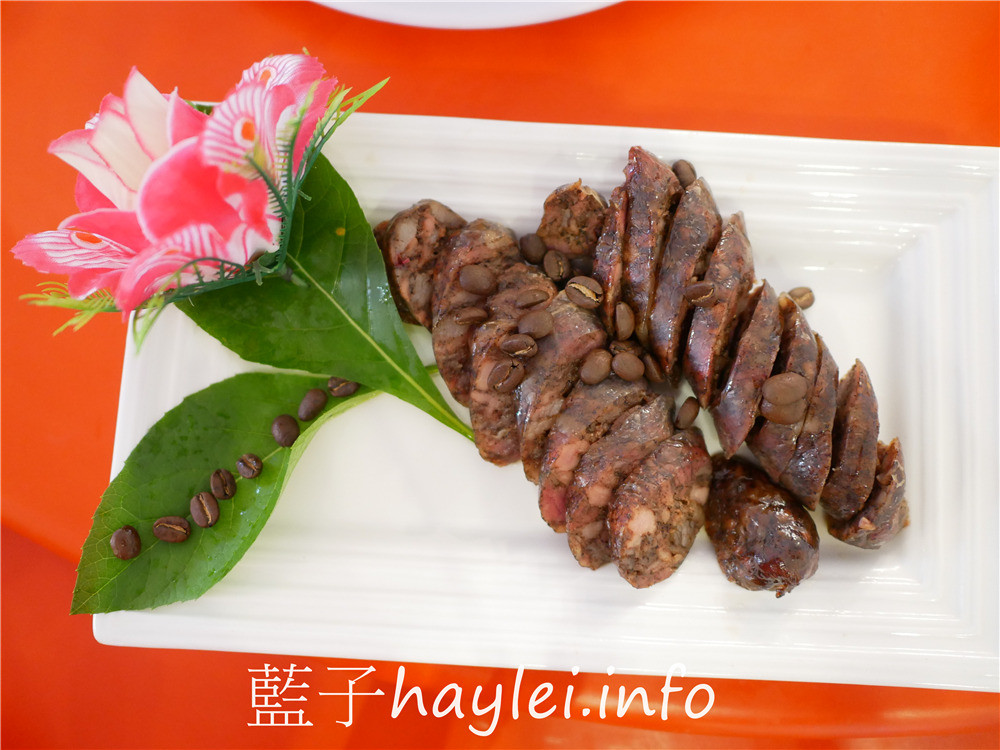 雲林古坑/蘇師傅養生料理餐廳-現點現做的美味農家菜、歲月沉澱的醃漬醬菜都很推薦，僅假日營業，平日採預約制的農家美食餐廳！陳年菜脯雞湯、狗尾草紅棗土雞、茶油雞、三杯梅子雞、咖啡香腸、手工菜脯、醬筍等都很推薦！今天吃什麼/雲林美食/雲林旅遊/古坑美食/華山美食/國宴大廚掌杓/藍子愛美食 中式料理 國內旅遊 攝影 民生資訊分享 飲食集錦 