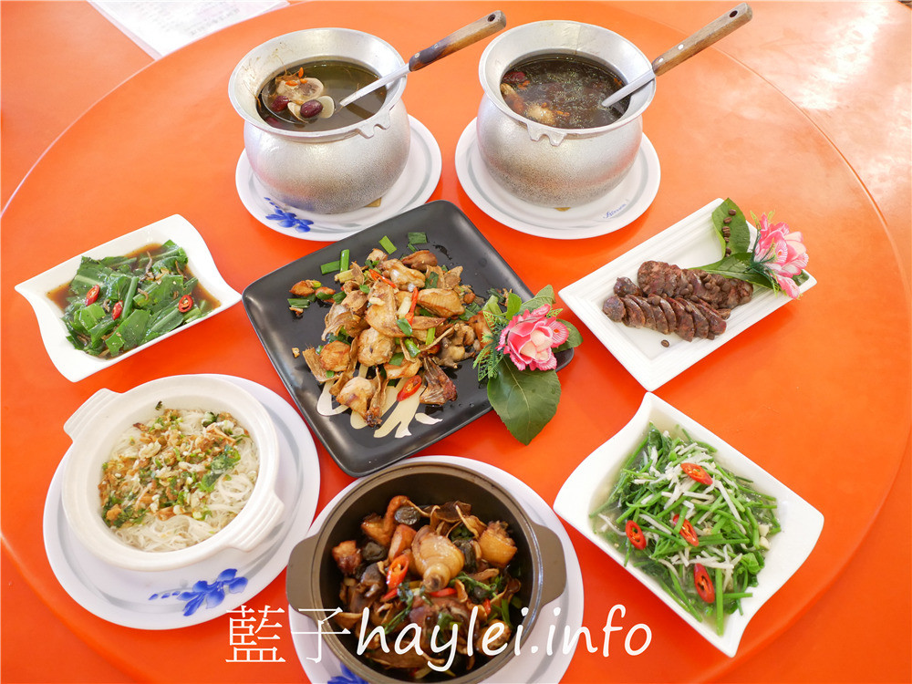 雲林古坑/蘇師傅養生料理餐廳-現點現做的美味農家菜、歲月沉澱的醃漬醬菜都很推薦，僅假日營業，平日採預約制的農家美食餐廳！陳年菜脯雞湯、狗尾草紅棗土雞、茶油雞、三杯梅子雞、咖啡香腸、手工菜脯、醬筍等都很推薦！今天吃什麼/雲林美食/雲林旅遊/古坑美食/華山美食/國宴大廚掌杓/藍子愛美食 中式料理 國內旅遊 攝影 民生資訊分享 飲食集錦 