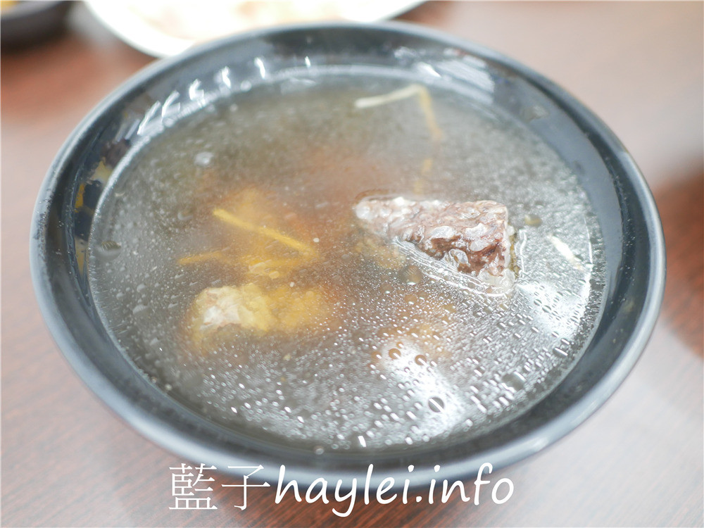 雲林虎尾/員湘園鴨肉飯虎尾中正店-平價美味且性價比極高的鴨肉美食,推薦必點鴨肉飯、當歸鴨肉丸湯、鴨腿盤,肉質軟嫩可口超美味~白菜滷、米血、滷筍乾也很讚呢!今天吃什麼/虎尾科技大學美食/雲林美食/雲林旅遊/虎尾美食/虎尾旅遊/銅版美食/平價美食/當歸美食/養生補湯/藍子愛美食 中式料理 國內旅遊 攝影 民生資訊分享 飲食集錦