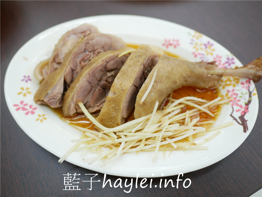 雲林虎尾/員湘園鴨肉飯虎尾中正店-平價美味且性價比極高的鴨肉美食,推薦必點鴨肉飯、當歸鴨肉丸湯、鴨腿盤,肉質軟嫩可口超美味~白菜滷、米血、滷筍乾也很讚呢!今天吃什麼/虎尾科技大學美食/雲林美食/雲林旅遊/虎尾美食/虎尾旅遊/銅版美食/平價美食/當歸美食/養生補湯/藍子愛美食 中式料理 國內旅遊 攝影 民生資訊分享 飲食集錦