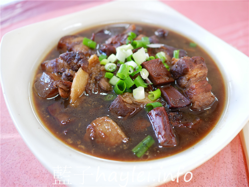 屏東小琉球/小琉球觀亭餐館-海鮮熱炒美食吃起來!料多味美且價格實惠,在地人推薦的熱門美食,品味新鮮特色在地海味首選!魷魚小封肉、糖醋鬼頭刀、芭蕉旗魚炒酸瓜等都很推薦!今天吃什麼/屏東縣琉球鄉/屏東美食/屏東旅遊/琉球嶼離島美食/小琉球美食/小琉球旅遊/藍子愛美食 中式料理 健康養身 國內旅遊 攝影 民生資訊分享 飲食集錦