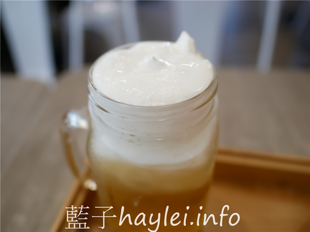 屏東小琉球/marianne瑪麗安創意冰品小琉球店-粉紅甜心精緻雪綿冰套組包含覆盆子雪綿冰、水果雪糕（覆盆子口味）、奶酪、起司奶蓋綠茶等品項，是令人大發少女心的夢幻冰品美食！今天吃什麼/屏東縣琉球鄉/屏東美食/屏東旅遊/琉球嶼離島美食/小琉球美食/小琉球旅遊/小琉球冰店/藍子愛美食 國內旅遊 攝影 民生資訊分享 飲食集錦 
