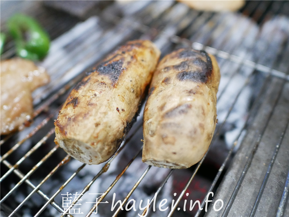 屏東小琉球/好香香碳烤-獨立的食材取用區,方便乾淨又衛生,提供生鮮肉品、海鮮、炸物、炒飯、湯品、飲料跟水果等吃到飽選擇,一口價390即能享用豐富多樣的美味,小琉球熱門燒烤吃到飽餐廳!老闆的服務態度親切有熱誠~今天吃什麼/屏東縣琉球鄉/屏東美食/屏東旅遊/琉球嶼離島美食/小琉球美食/小琉球旅遊/BBQ自助式吃到飽/屏東吃到飽餐廳/藍子愛美食 中式料理 國內旅遊 攝影 民生資訊分享 飲食集錦
