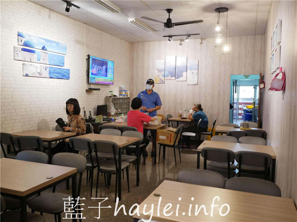 屏東小琉球/小琉球晨間廚房西式早午餐(晨間廚房小琉球店)-營養美味的中式早餐、西式早餐這邊通通有~美式牛肉堡、脆皮雞腿總匯吐司、里肌燒肉西式燒餅跟咔滋炸蛋餅芝心鮪魚都很不錯呢!今天吃什麼/屏東縣琉球鄉/屏東美食/屏東旅遊/琉球嶼離島美食/小琉球美食/小琉球旅遊/小琉球早餐推薦/藍子愛美食 中式料理 國內旅遊 攝影 日式料理 民生資訊分享 美式料理 飲食集錦