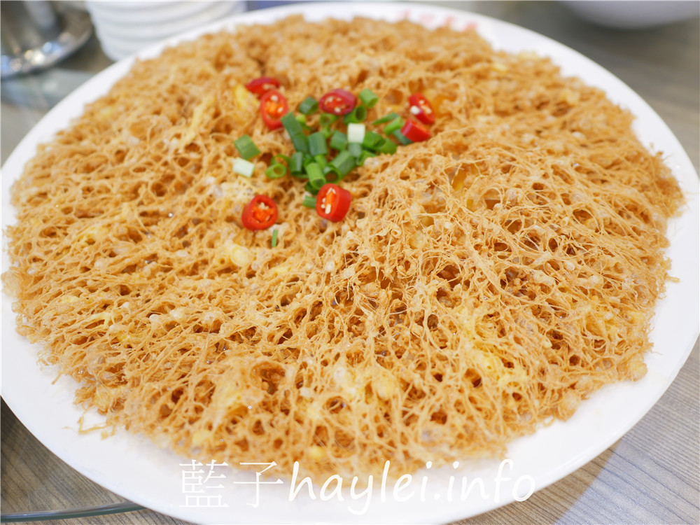 屏東小琉球/達欣餐廳-新鮮好滋味的美味餐點,提供單點跟合菜桌菜,小琉球必吃在地特色海味首選~古早味魷魚小封肉、蘿蔓蜂巢蝦、黃金富貴卷、傳統手工芋丸、涼拌海珊瑚菜等都很推薦!今天吃什麼/屏東縣琉球鄉/屏東美食/屏東旅遊/琉球嶼離島美食/小琉球美食/小琉球旅遊/海鮮熱炒美食/台灣熱炒餐廳推薦/藍子愛美食 中式料理 國內旅遊 攝影 民生資訊分享 飲食集錦