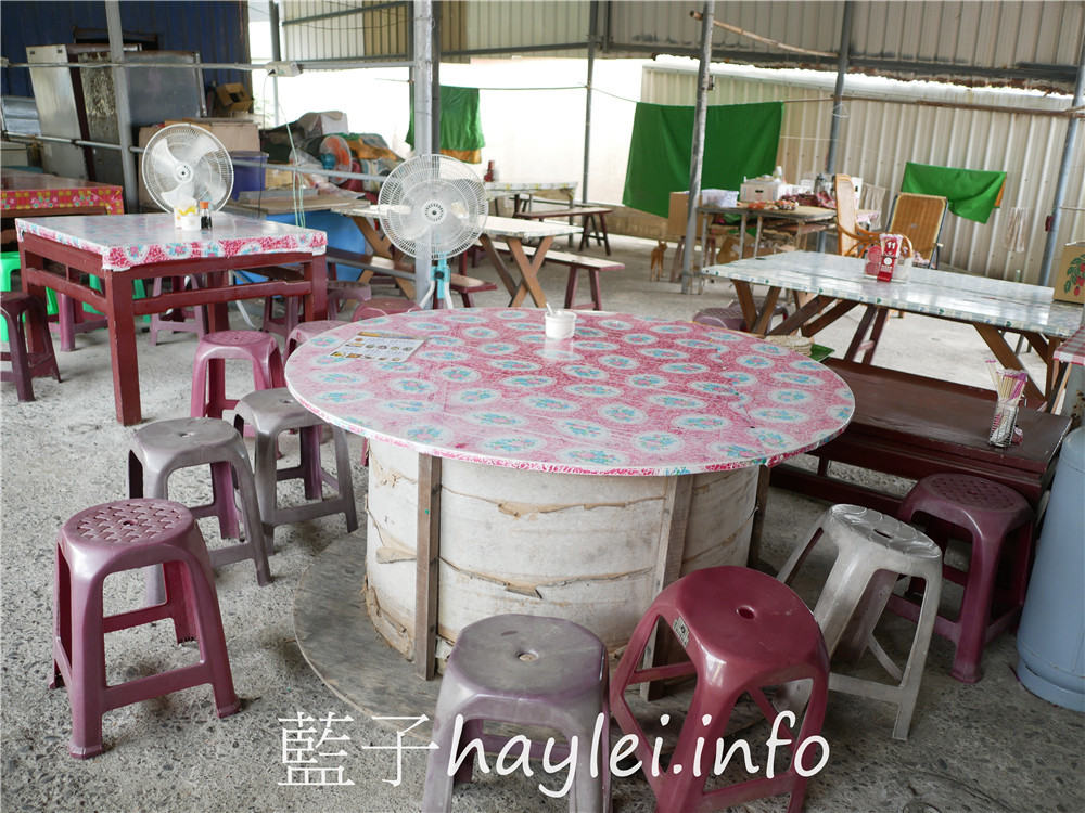 屏東小琉球/烏鬼洞6號海濤客 (小琉球老店)-小琉球在地30年的老餐館,現點現做的漁港海鮮,新鮮海味不容錯過~今天吃什麼/屏東縣琉球鄉/屏東美食/屏東旅遊/琉球嶼離島美食/小琉球美食/小琉球旅遊/小琉球簡餐便當/小琉球繞炒美食/台式速食店/藍子愛美食 中式料理 國內旅遊 攝影 民生資訊分享 飲食集錦