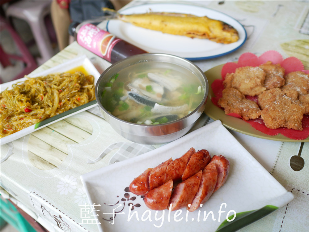 屏東小琉球/烏鬼洞6號海濤客 (小琉球老店)-小琉球在地30年的老餐館，現點現做的漁港海鮮，新鮮海味不容錯過～今天吃什麼/屏東縣琉球鄉/屏東美食/屏東旅遊/琉球嶼離島美食/小琉球美食/小琉球旅遊/小琉球簡餐便當/小琉球繞炒美食/台式速食店/藍子愛美食 中式料理 國內旅遊 攝影 民生資訊分享 飲食集錦 