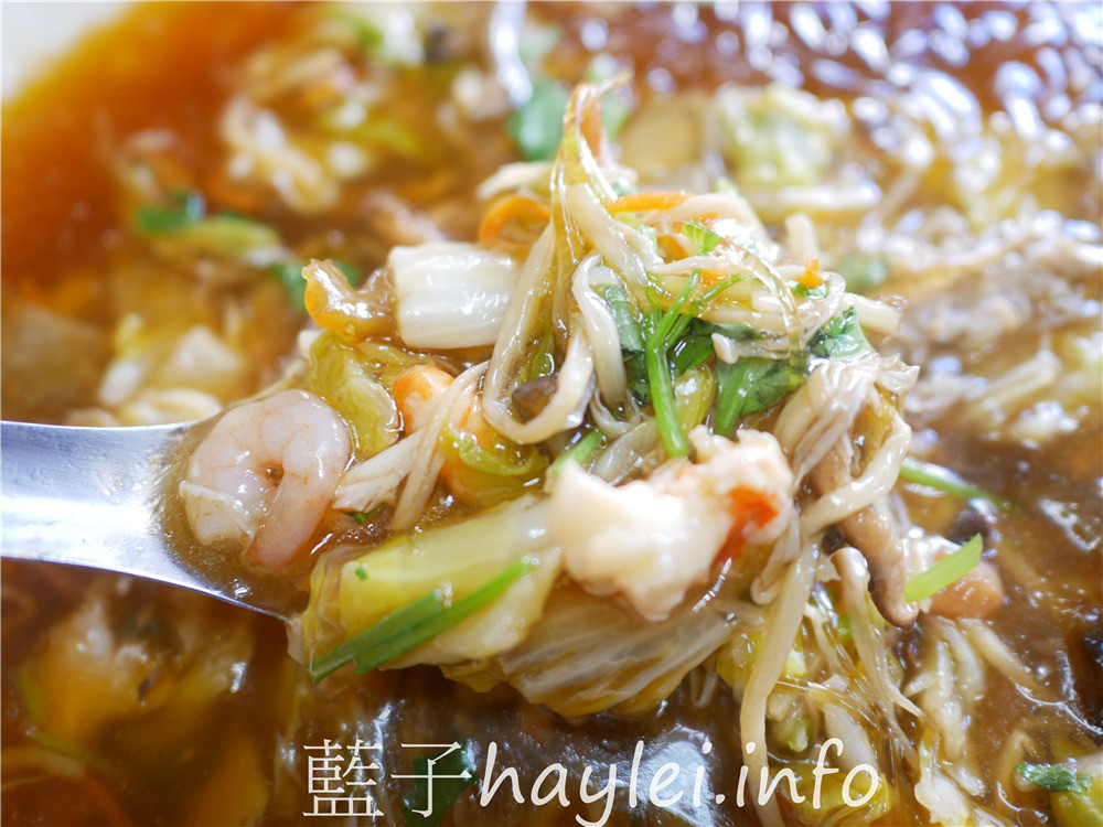 台中西屯區/台中年菜外帶2021/漁人船釣海鮮餐廳-新鮮實惠的台中外帶年菜,六道2980、八道3980、十道5000,精緻美味的道地台味,一吃就能感受滿滿年味!超好康的讀者優惠不容錯過~憑本文內用點清湯羊肉爐打卡送白斬鵝肉!一公斤的筍仔糕外帶自取買十送一,冷凍宅配買十免運。台中美食/台中年菜餐廳推薦/台中年菜/台中養生補湯推薦/台中羊肉爐/快樂羊咩咩牧場/吃蘋果長大的羊/台中羊肉美食/藍子愛美食 中式料理 國內旅遊 攝影 民生資訊分享 飲食集錦