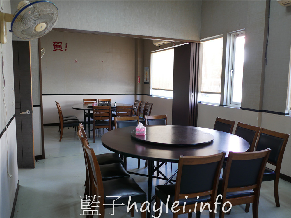 台中西屯區/台中年菜外帶2021/漁人船釣海鮮餐廳-新鮮實惠的台中外帶年菜,六道2980、八道3980、十道5000,精緻美味的道地台味,一吃就能感受滿滿年味!超好康的讀者優惠不容錯過~憑本文內用點清湯羊肉爐打卡送白斬鵝肉!一公斤的筍仔糕外帶自取買十送一,冷凍宅配買十免運。台中美食/台中年菜餐廳推薦/台中年菜/台中養生補湯推薦/台中羊肉爐/快樂羊咩咩牧場/吃蘋果長大的羊/台中羊肉美食/藍子愛美食 中式料理 國內旅遊 攝影 民生資訊分享 飲食集錦