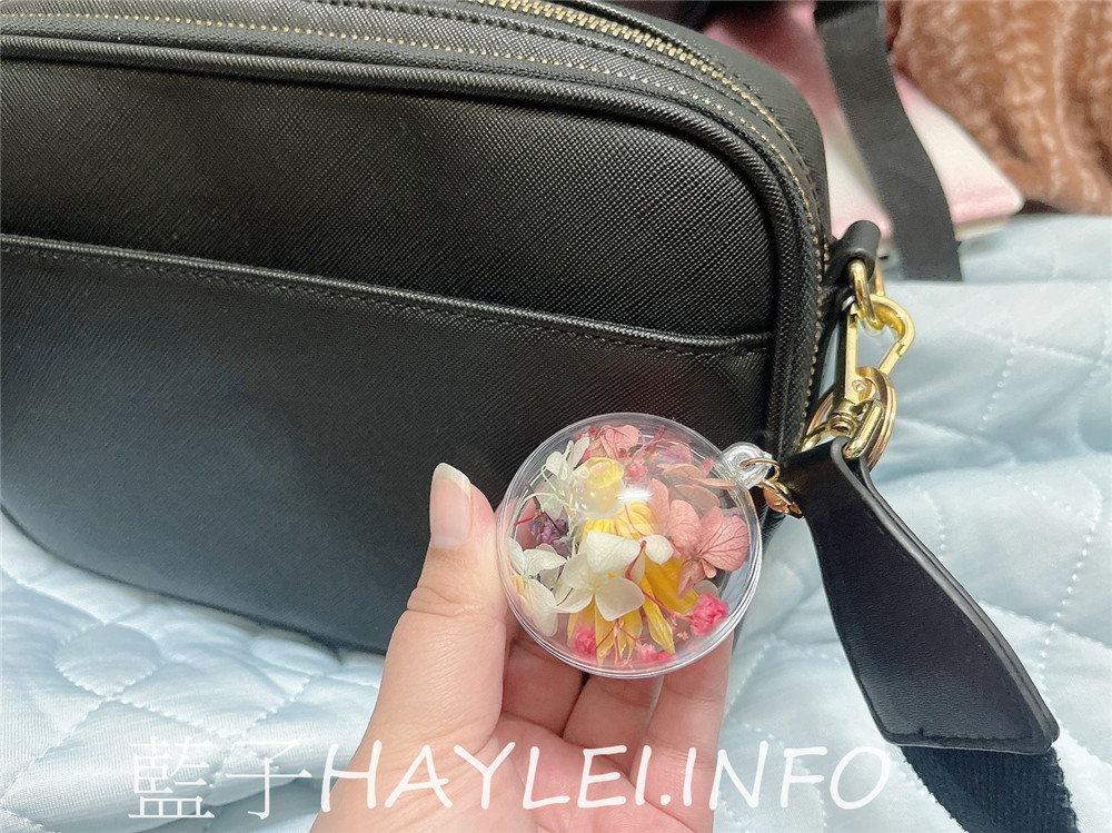 婕琳花藝/台中花藝設計布置專家-帶著溫暖的祝福走進你心底!專業花藝師使用永不凋謝的永生花手工製作,寓意著美好永遠不衰,美觀好看且不用特別打理就能維持美麗,是居家裝潢布置、開幕送禮的好選擇!居家生活/生活好物/裝置藝術/家飾擺設/鮮花客製/婚禮布置/花盆、花束送禮/藍子愛分享 攝影 民生資訊分享 自己動手做!