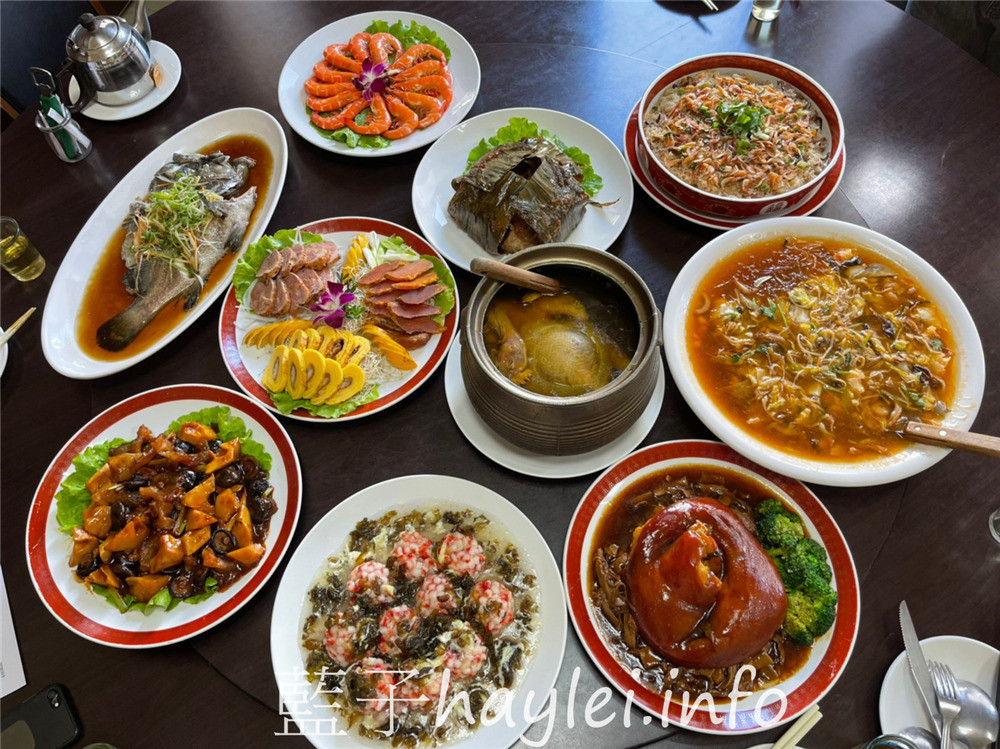 台中西屯區/台中年菜外帶2021/漁人船釣海鮮餐廳-新鮮實惠的台中外帶年菜，六道2980、八道3980、十道5000，精緻美味的道地台味，一吃就能感受滿滿年味！超好康的讀者優惠不容錯過～憑本文內用點清湯羊肉爐打卡送白斬鵝肉！一公斤的筍仔糕外帶自取買十送一，冷凍宅配買十免運。台中美食/台中年菜餐廳推薦/台中年菜/台中養生補湯推薦/台中羊肉爐/快樂羊咩咩牧場/吃蘋果長大的羊/台中羊肉美食/藍子愛美食 中式料理 國內旅遊 攝影 民生資訊分享 飲食集錦 