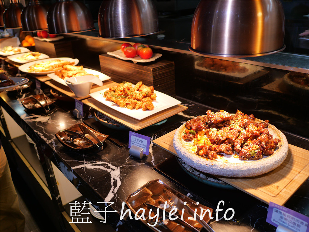 台中逢甲/星享道酒店/星饗道國際自助餐-台中高CP吃到飽餐廳推薦,生魚片、濕式熟成牛排、熱炒、港點、炸物、關東煮、湯品、Haagen Dazs冰淇淋,150種菜品通通隨你吃!台中美食/台中旅遊/台中吃到飽/美食餐廳推薦/台中自助餐推薦/台中buffet/飯店buffet/藍子愛美食 中式料理 國內外住宿相關 國內旅遊 攝影 日式料理 民生資訊分享 美式料理 飲食集錦