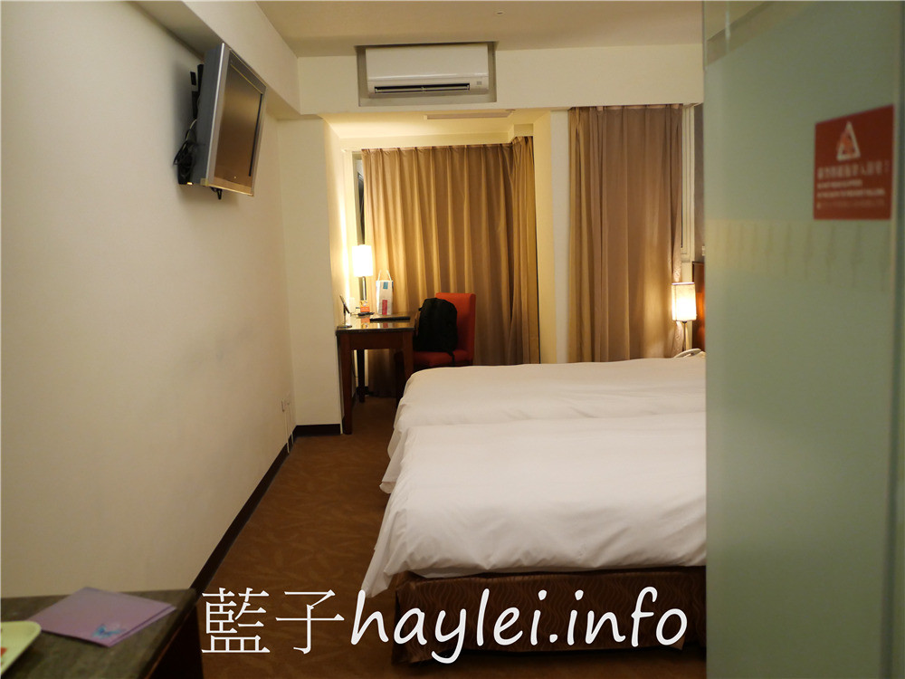 台中逢甲/文華道會館-近逢甲夜市的逢甲平價住宿推薦,住宿加早餐吃到飽超滿足~提供迎賓點心、咖啡、薑茶,還有泡腳池、健身房、閱讀室等設施使用,電子式門鎖,自有停車場免費出入,台中旅遊住宿首選!台灣旅宿推薦/台中住宿/台中平價商旅/逢甲住宿/逢甲旅遊/逢甲商圈/台灣旅行/台灣住宿/藍子愛旅游 中式料理 健康養身 國內外住宿相關 國內旅遊 攝影 日式料理 民生資訊分享 飲食集錦