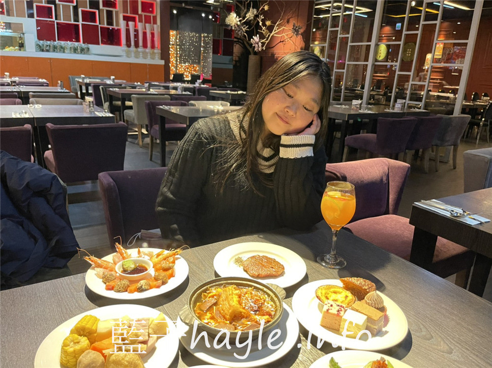 台中逢甲/星享道酒店/星饗道國際自助餐-台中高CP吃到飽餐廳推薦,生魚片、濕式熟成牛排、熱炒、港點、炸物、關東煮、湯品、Haagen Dazs冰淇淋,150種菜品通通隨你吃!台中美食/台中旅遊/台中吃到飽/美食餐廳推薦/台中自助餐推薦/台中buffet/飯店buffet/藍子愛美食 中式料理 國內外住宿相關 國內旅遊 攝影 日式料理 民生資訊分享 美式料理 飲食集錦