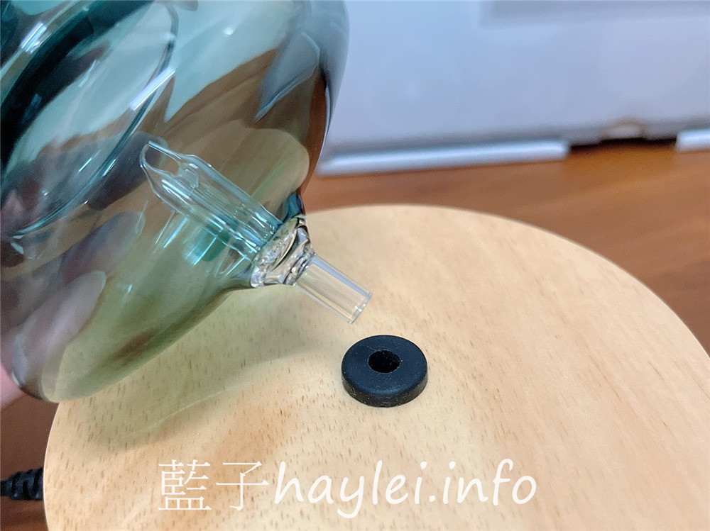 室內香氛/herbally草本真情/客製化精油擴香儀-聖誕樹精油擴香儀(綠色原木)精緻可愛,客製化雷雕字體美麗大方,堅持完美品控,為香氛生活更添美好~享受樂活家居,送禮自用兩相宜!居家生活/3C好物/不加熱、不加水精油擴香/生活家電/健康生活/芳香療癒/健康樂活/藍子樂生活 3C相關 攝影 民生資訊分享