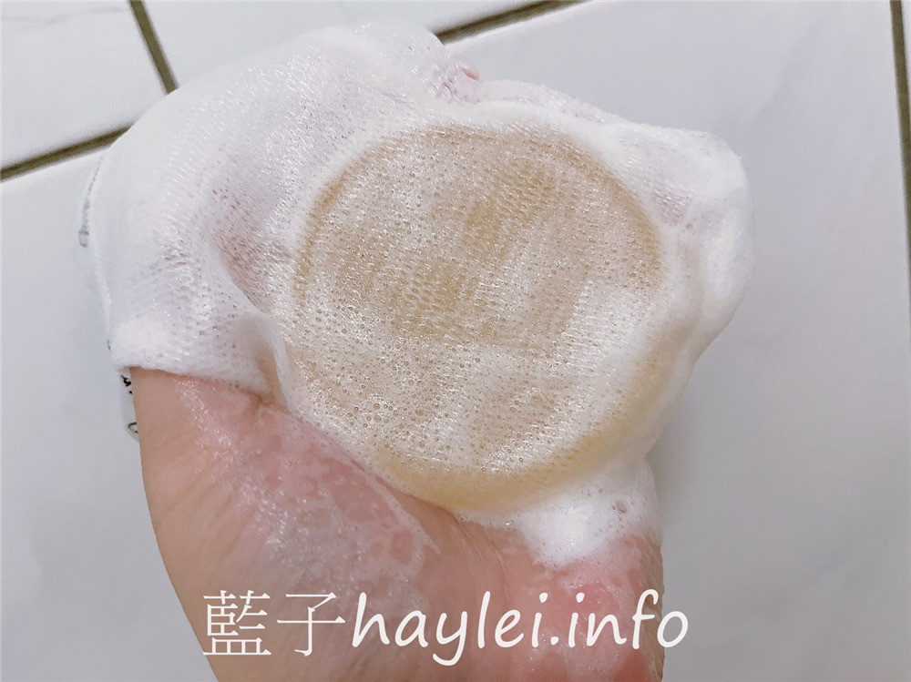 人氣手工皂推薦/FIZ ME霏姿蜜/臉部胺基酸手工皂-橙花胺基酸手工皂的香氣清新雅淡,兼顧清潔力且成分單純適合敏弱肌膚使用!美妝保養/肌膚保養/臉部清潔/清潔肌膚/洗的保養品/保養第一步/手工皂推薦/好用洗臉推薦/保養品推薦/孕婦可用/小孩可用/美妝部落客推薦/熱門保養品品牌/情人節送禮/母親節送禮/週年慶/手工皂禮盒/送禮首選/藍子愛保養 保養品分享 健康養身 彩妝品 彩妝品分享 攝影 民生資訊分享