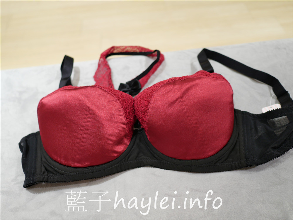 i PINK首家直營門市/台中i PINK一中門市-全尺碼訂製A-H cup大罩杯內衣,提供休息室跟更衣室,專業貼心的內衣挑選介紹,無論是棉花糖女孩還是骨感女孩都可以盡情歡享內衣試穿~台中買內衣/大尺碼胸罩/i PINK內衣/ipinkbra/選購內衣/服飾穿搭/藍子愛穿搭 健康養身 攝影 民生資訊分享 穿搭分享