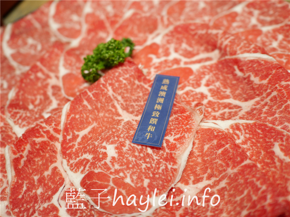 台中北區/和牛火鍋吃到飽/饌和牛(台中二號店)-台中必吃獨家和牛聯合國套餐999起,一次享受澳洲🇦🇺美國🇺🇸日本🇯🇵多國美味和牛帶給你的驚艷感受!台中和牛贅沢-和牛放題の殿堂,美食就像戀愛一樣,需要一直保持新鮮感~和牛滷肉飯、紅豆元宵、蔬菜&火鍋料、泰國明果冰品&霜淇淋、莫凡比咖啡、汽水飲品等,通通隨你吃~台中美食/台中火鍋/台中吃到飽/火鍋吃到飽/台中和牛餐廳/藍子愛美食 中式料理 國內旅遊 攝影 民生資訊分享 飲食集錦
