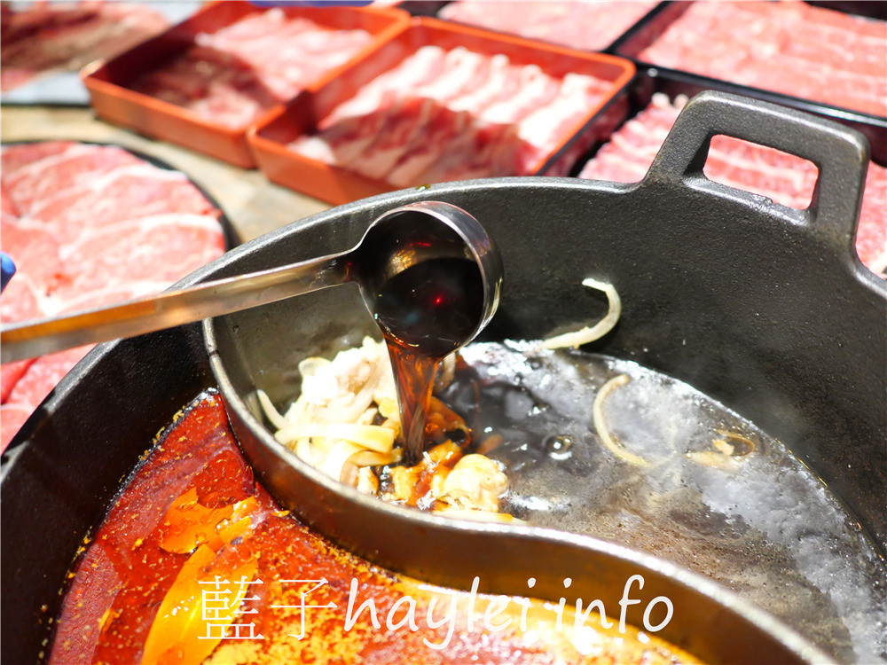 台中北區/和牛火鍋吃到飽/饌和牛(台中二號店)-台中必吃獨家和牛聯合國套餐999起,一次享受澳洲🇦🇺美國🇺🇸日本🇯🇵多國美味和牛帶給你的驚艷感受!台中和牛贅沢-和牛放題の殿堂,美食就像戀愛一樣,需要一直保持新鮮感~和牛滷肉飯、紅豆元宵、蔬菜&火鍋料、泰國明果冰品&霜淇淋、莫凡比咖啡、汽水飲品等,通通隨你吃~台中美食/台中火鍋/台中吃到飽/火鍋吃到飽/台中和牛餐廳/藍子愛美食 中式料理 國內旅遊 攝影 民生資訊分享 飲食集錦