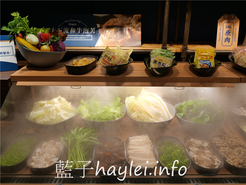 台中北區/和牛火鍋吃到飽/饌和牛(台中二號店)-台中必吃獨家和牛聯合國套餐999起,一次享受澳洲🇦🇺美國🇺🇸日本🇯🇵多國美味和牛帶給你的驚艷感受!台中和牛贅沢-和牛放題の殿堂,美食就像戀愛一樣,需要一直保持新鮮感~和牛滷肉飯、紅豆元宵、蔬菜&火鍋料、泰國明果冰品&霜淇淋、莫凡比咖啡、汽水飲品等,通通隨你吃~台中美食/台中火鍋/台中吃到飽/火鍋吃到飽/台中和牛餐廳/藍子愛美食 中式料理 國內旅遊 攝影 民生資訊分享 飲食集錦