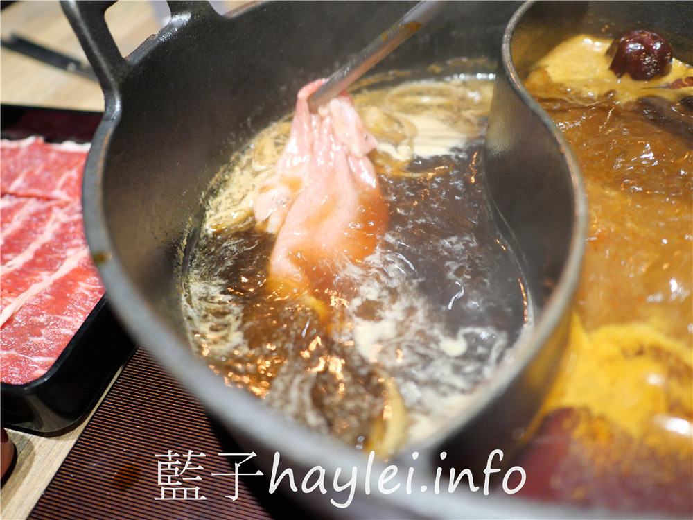 台中北區/和牛火鍋吃到飽/饌和牛(台中二號店)-台中必吃獨家和牛聯合國套餐999起,一次享受澳洲🇦🇺美國🇺🇸日本🇯🇵多國美味和牛帶給你的驚艷感受!台中和牛贅沢-和牛放題の殿堂,美食就像戀愛一樣,需要一直保持新鮮感~和牛滷肉飯、紅豆元宵、蔬菜&火鍋料、泰國明果冰品&霜淇淋、莫凡比咖啡、汽水飲品等,通通隨你吃~台中美食/台中火鍋/台中吃到飽/火鍋吃到飽/台中和牛餐廳/藍子愛美食 中式料理 國內旅遊 攝影 民生資訊分享 飲食集錦