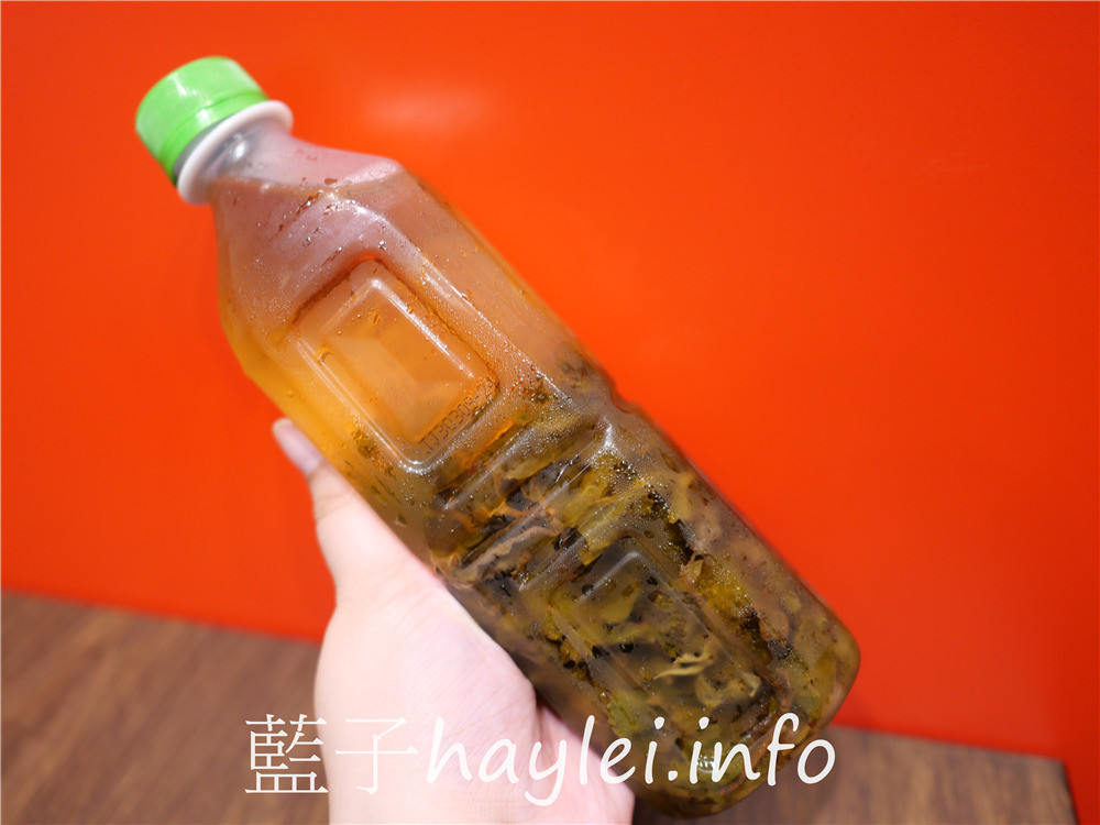 台北大安/通化街美食/誠記原汁排骨湯(通化店)-軟嫩好咬的美味排骨、鮮甜入味的竹筍&白蘿蔔,搭配招牌櫻花蝦高麗菜炒飯超級滿足~冷泡茶清爽解膩,健康滿分~24小時營業,宵夜不怕沒處去~台北美食/大安美食/萬華誠記原汁排骨湯分店/藍子愛美食 中式料理 國內旅遊 攝影 新北美食 民生資訊分享 飲食集錦